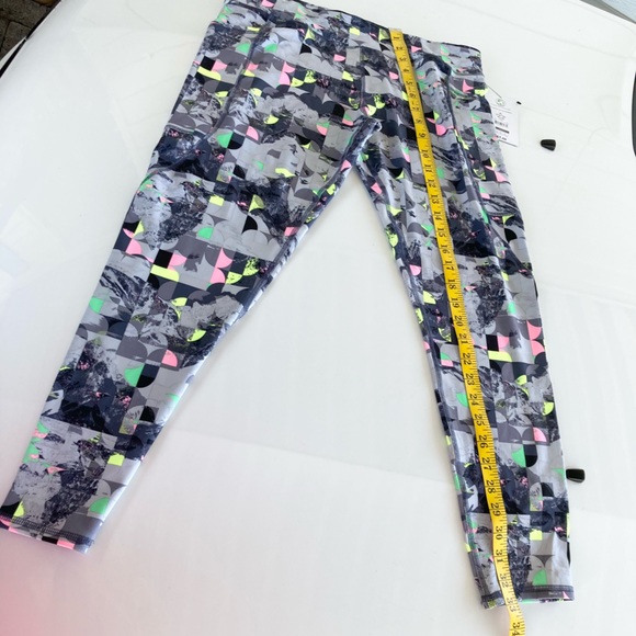 Athletic Works Leggings Gray with Graphic Design - size XL (14-16) Plus - NWT - Picture 8 of 13